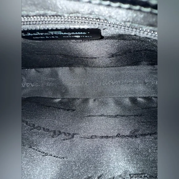 Salvatore Ferragamo Leather Side Hug Clasp Strap Boss Studio Shoulder Bag - Picture 9 of 13